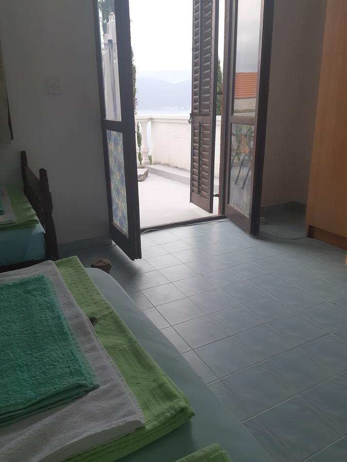 Apartments Ceca Tivat Eksteriør bilde
