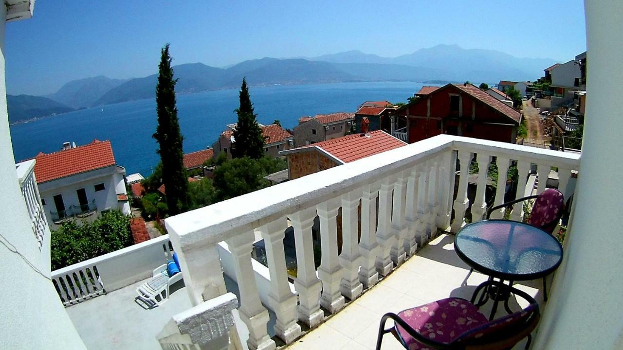 Apartments Ceca Tivat Eksteriør bilde
